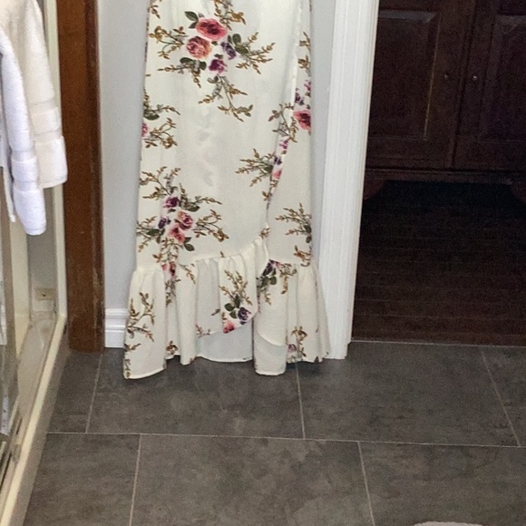 NWOT maxi dress - Picture 2 of 6